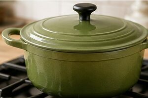 Como você cuida de um forno holandês