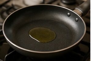 Como temperar uma frigideira antiaderente