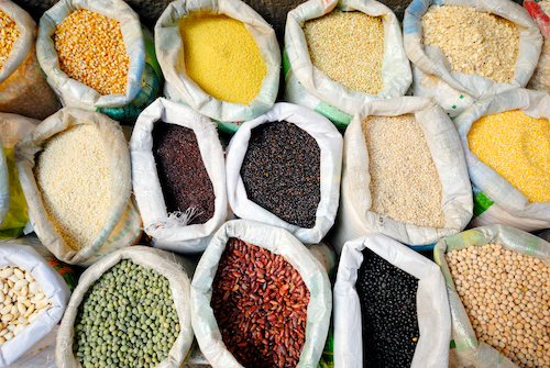Macarrão, arroz e legumes